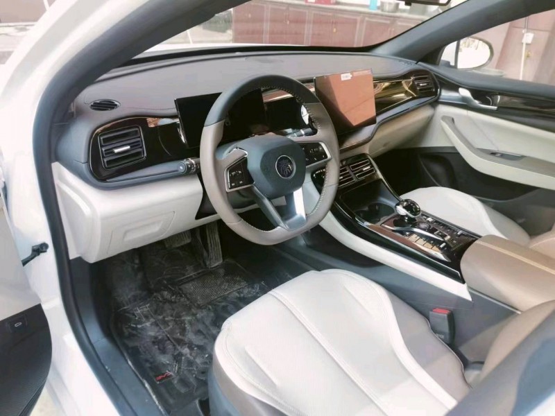 邯郸23年比亚迪秦4