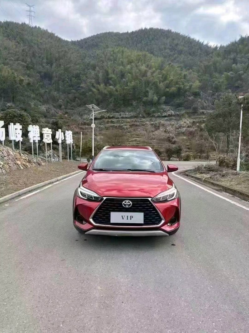 枣庄20年丰田YARiS L 致炫1