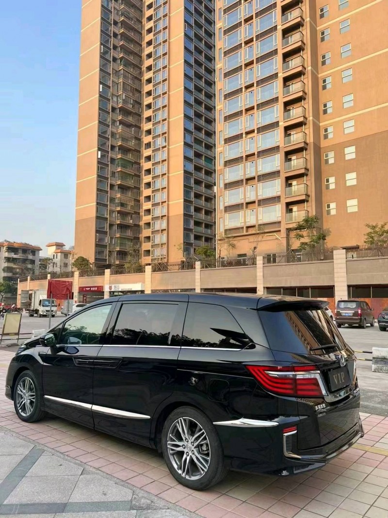 广州21年本田艾力绅8