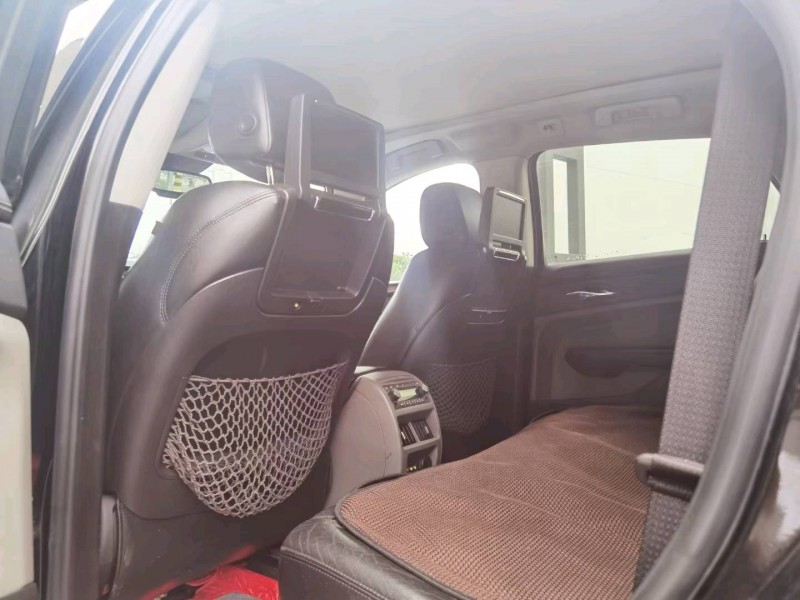 保定11年凯迪拉克SRX5