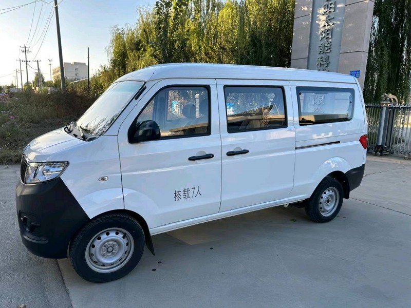 保定21年华晨小海狮X302