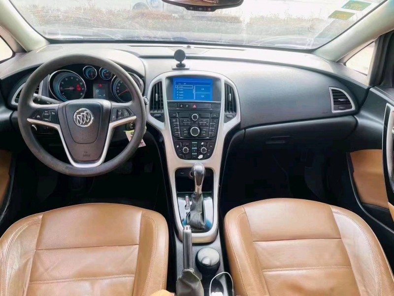 东营14年别克英朗4