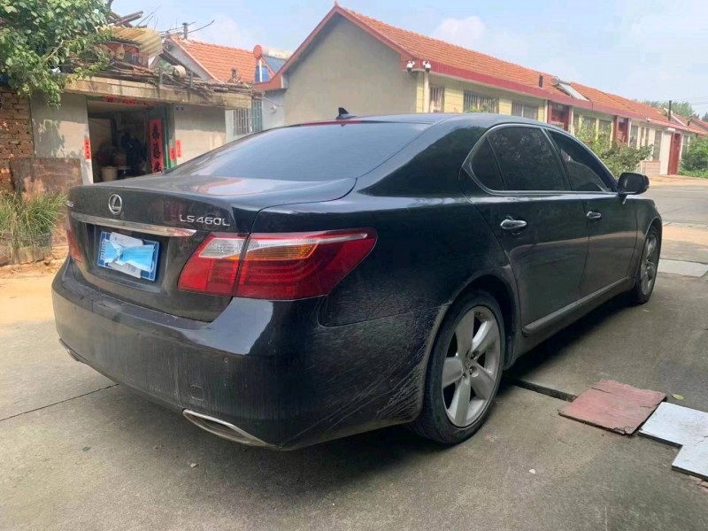 东营10年雷克萨斯LS4