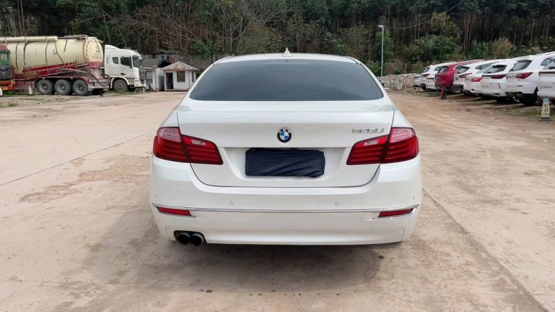 南宁14年宝马5系9
