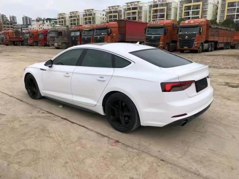 南宁18年奥迪A57