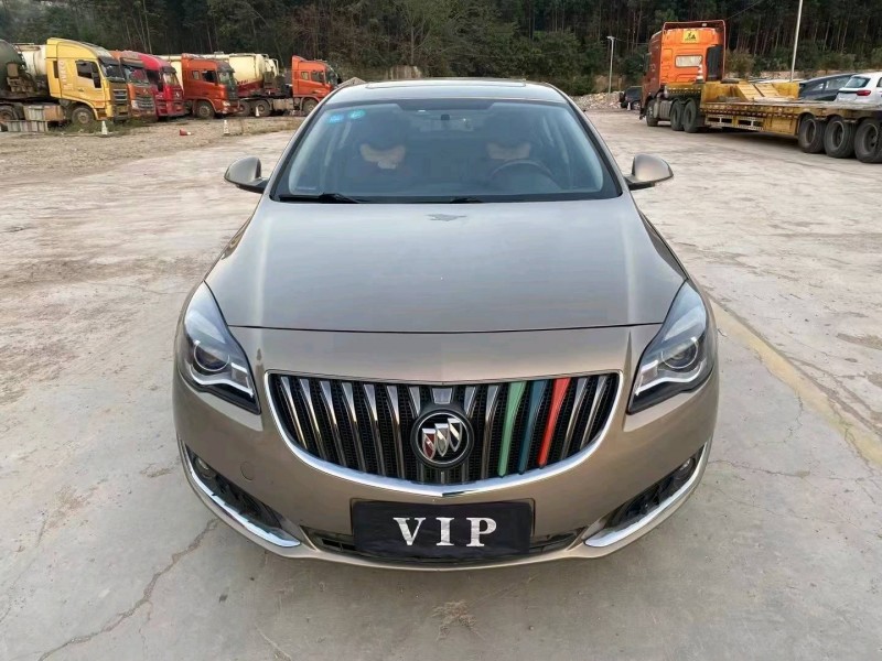 南宁14年别克君威1