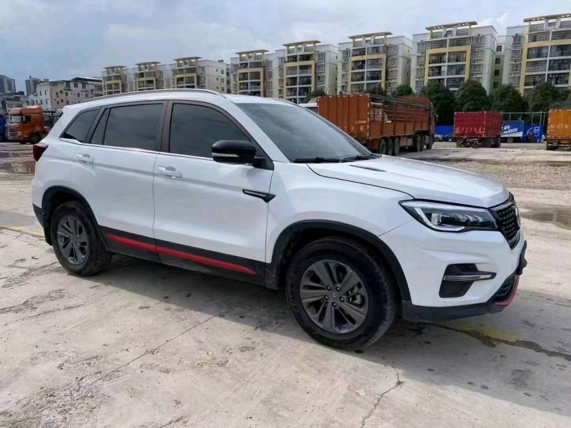 南寧21年長安汽車CS752