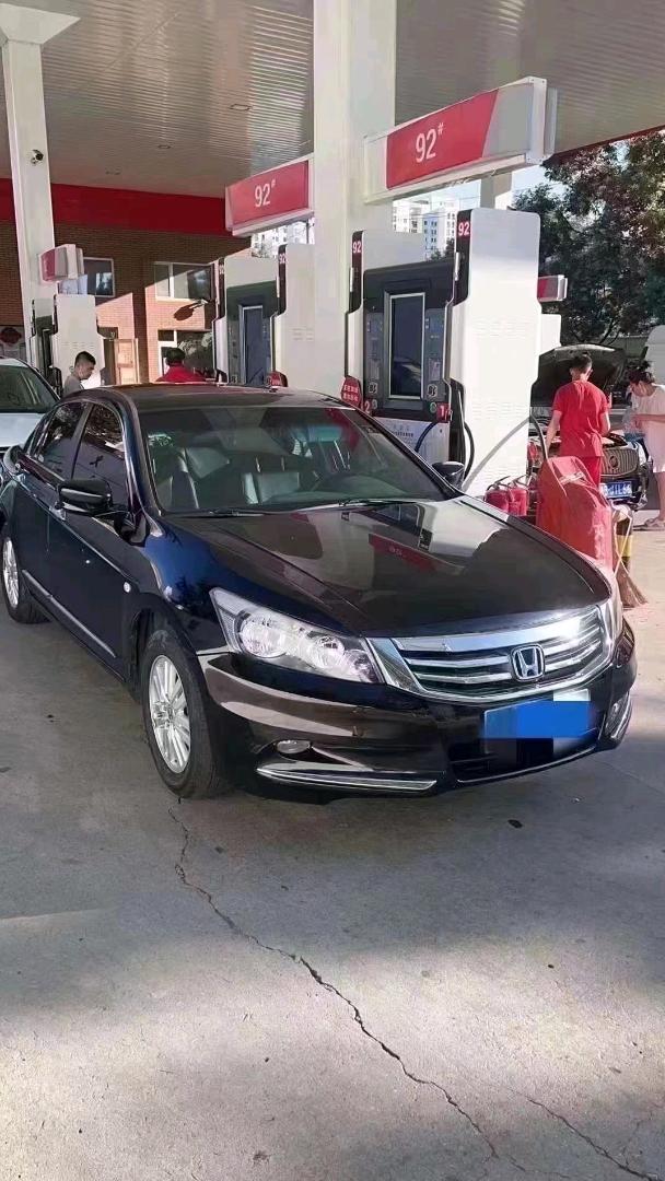 枣庄13年本田雅阁4