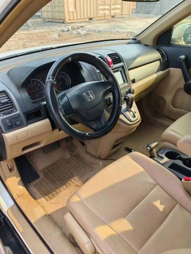 枣庄11年本田CRV8