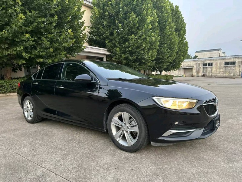 徐州19年别克君威5