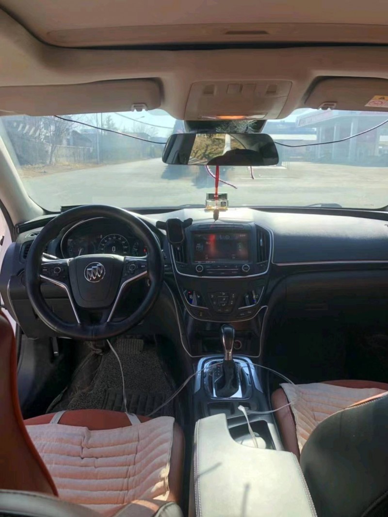 枣庄15年别克君威3