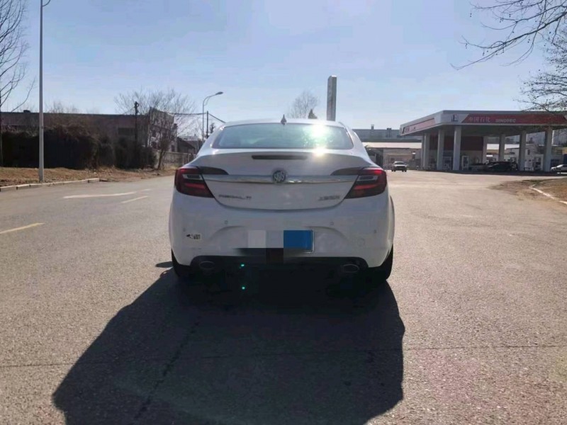 枣庄15年别克君威5