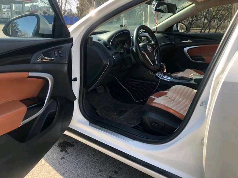 枣庄15年别克君威8