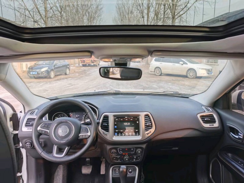 保定17年Jeep指南者7