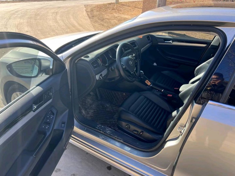 保定19年大众速腾4