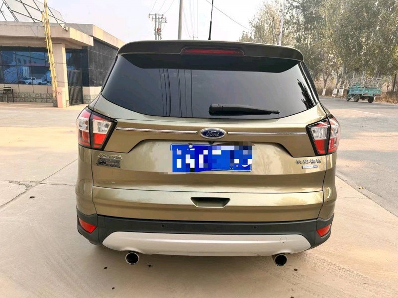 保定17年福特翼虎9