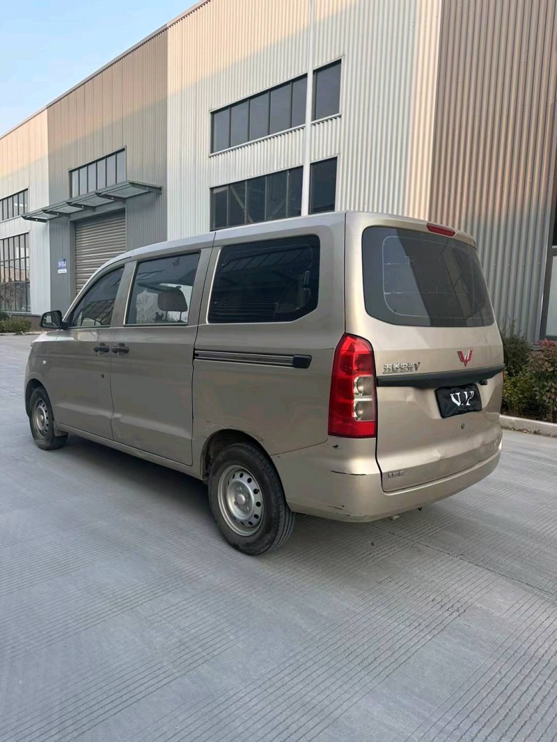 徐州21年五菱汽車宏光4