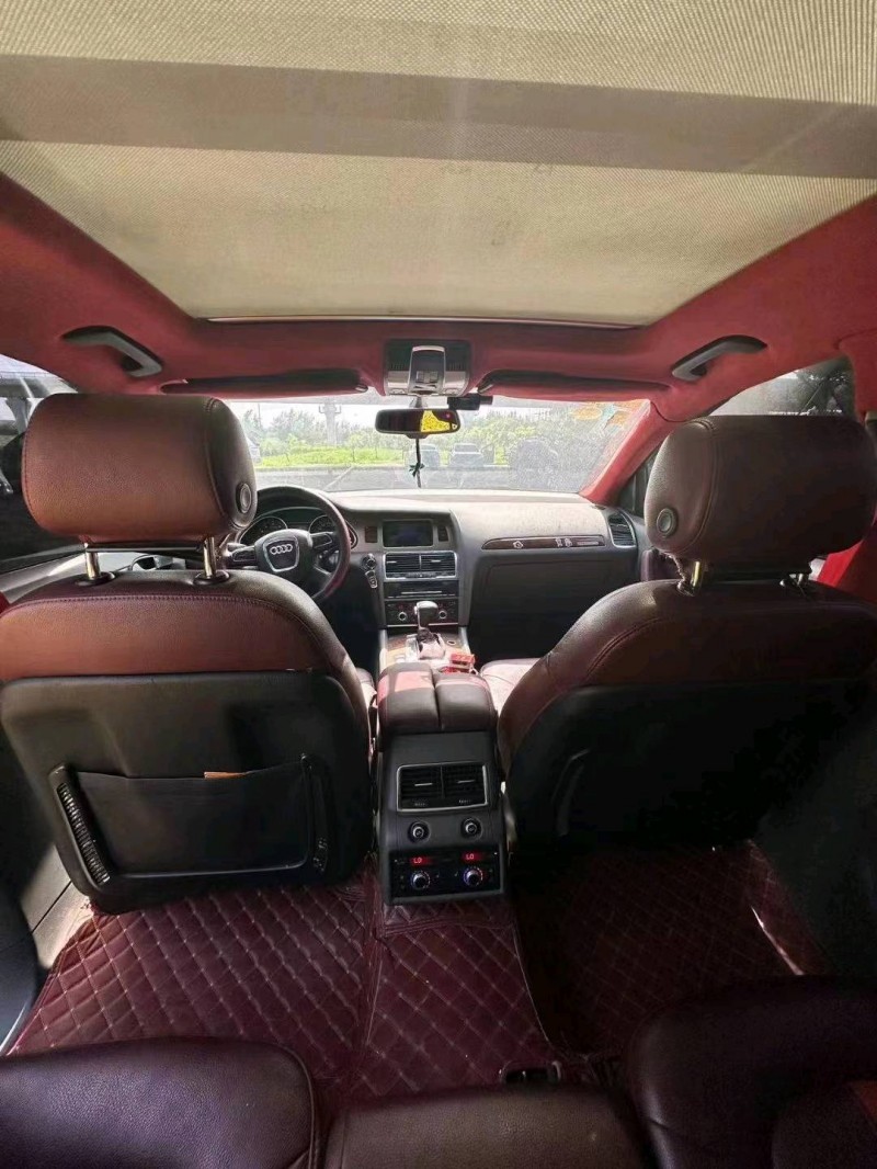 东营11年奥迪Q74