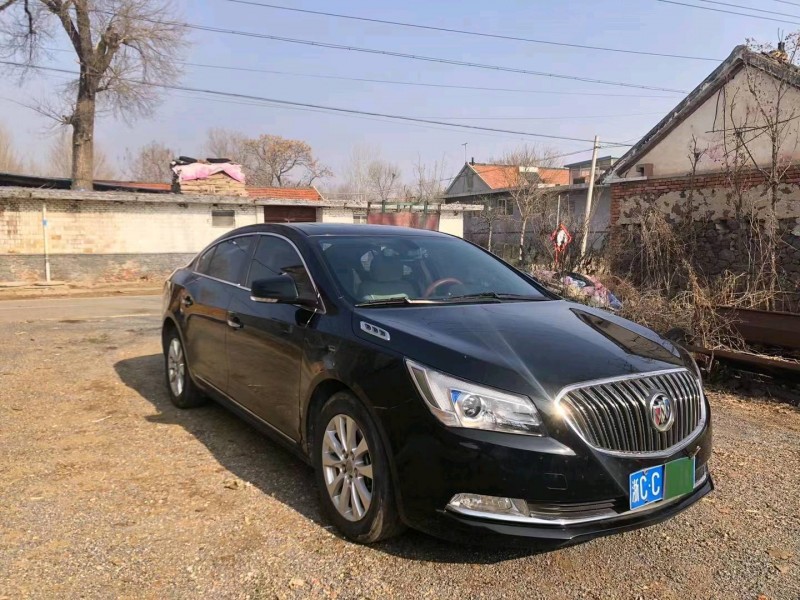 枣庄15年别克君越2