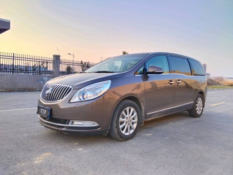 徐州12年别克GL82