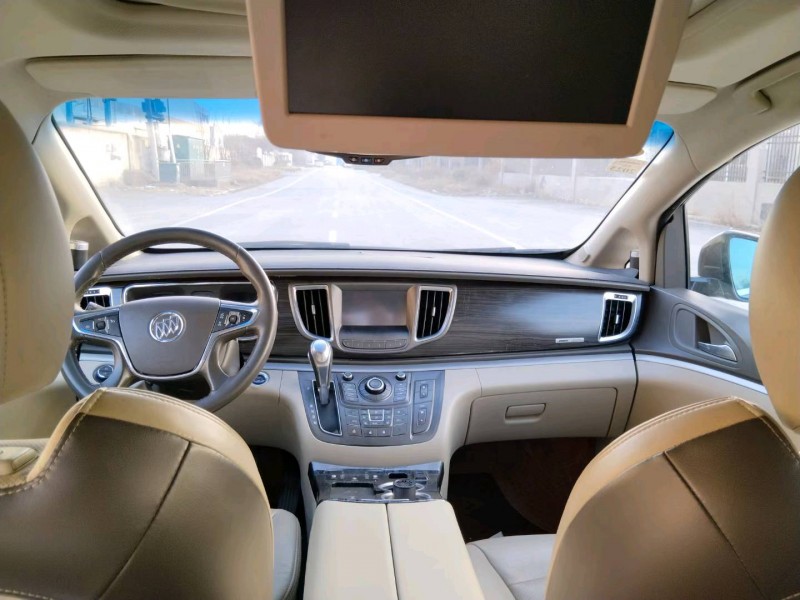 徐州12年别克GL85