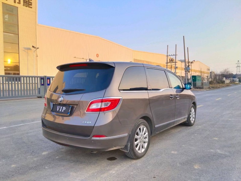 徐州12年别克GL88