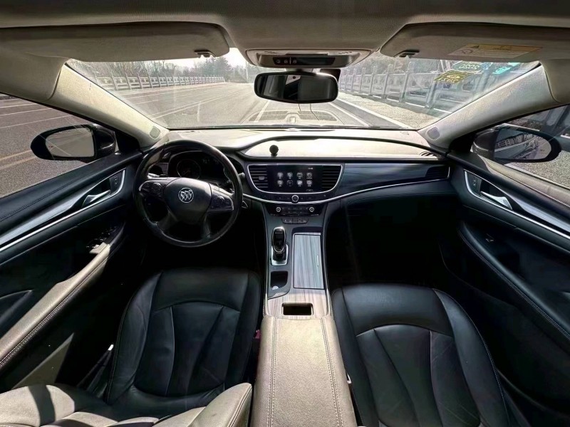 东营17年别克君越9