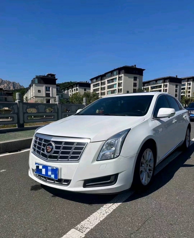 东营16年凯迪拉克XTS8