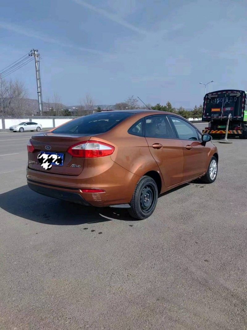 枣庄14年福特嘉年华8