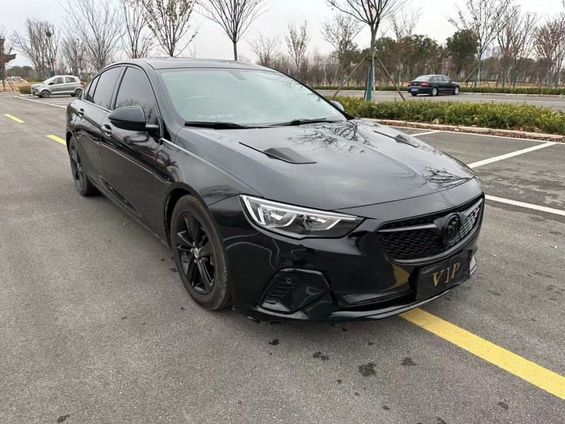 徐州18年别克君威3