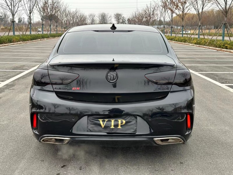 徐州18年别克君威8