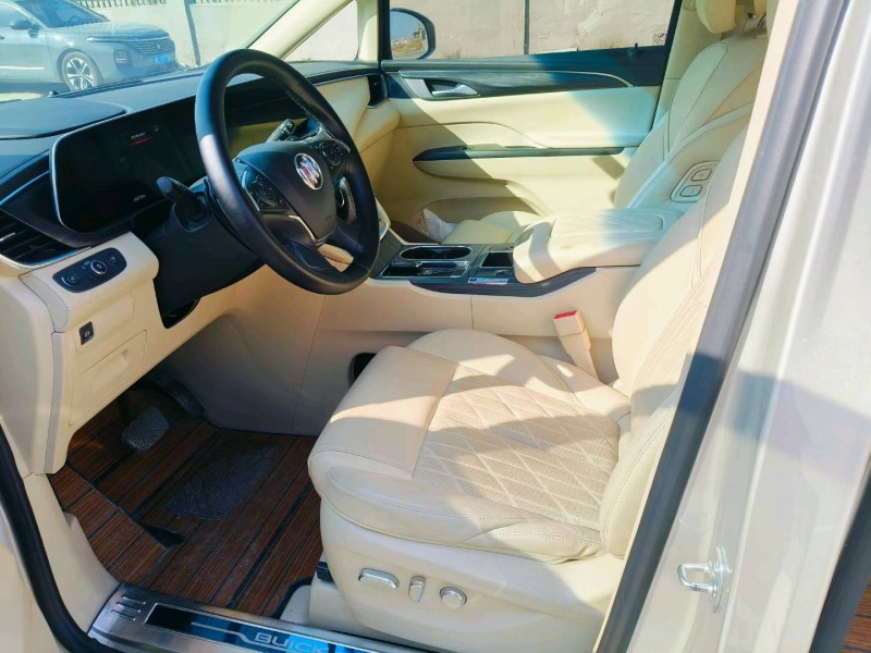 徐州22年别克GL84