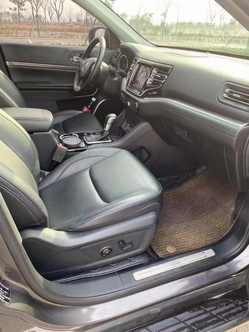 徐州19年Jeep指挥官8