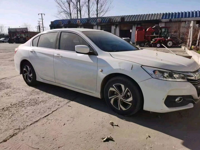 汕头18年本田雅阁2