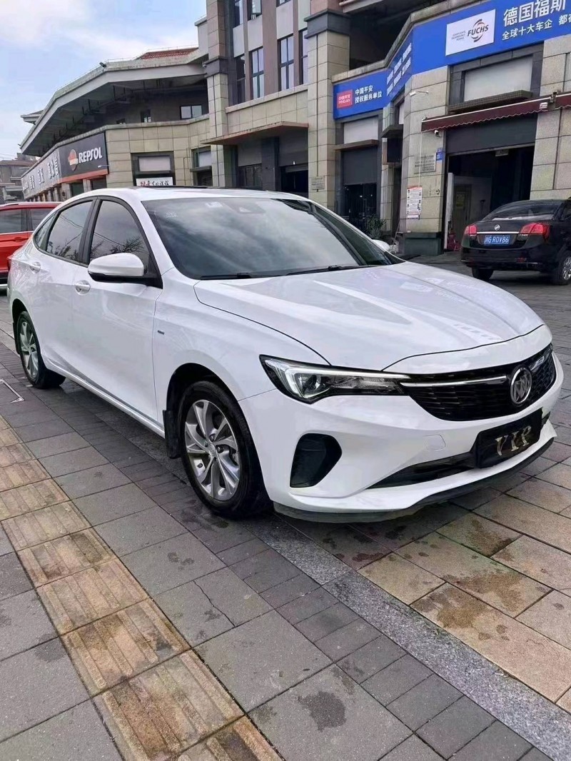 成都22年别克威朗3