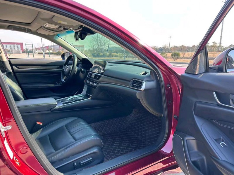 盐城18年本田雅阁5