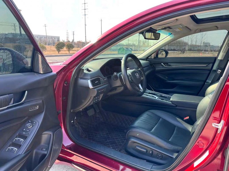 盐城18年本田雅阁7