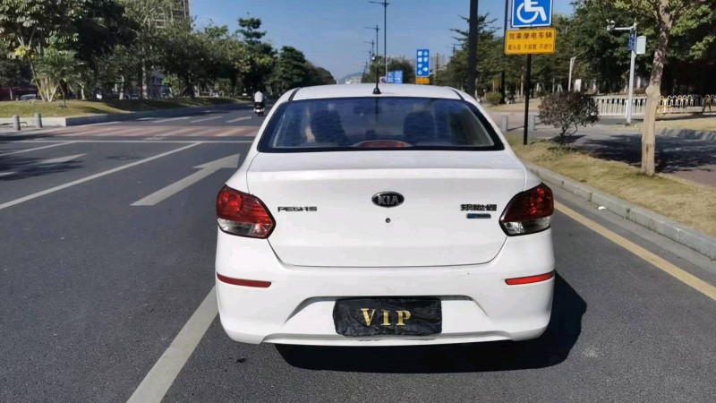广州19年起亚焕驰9