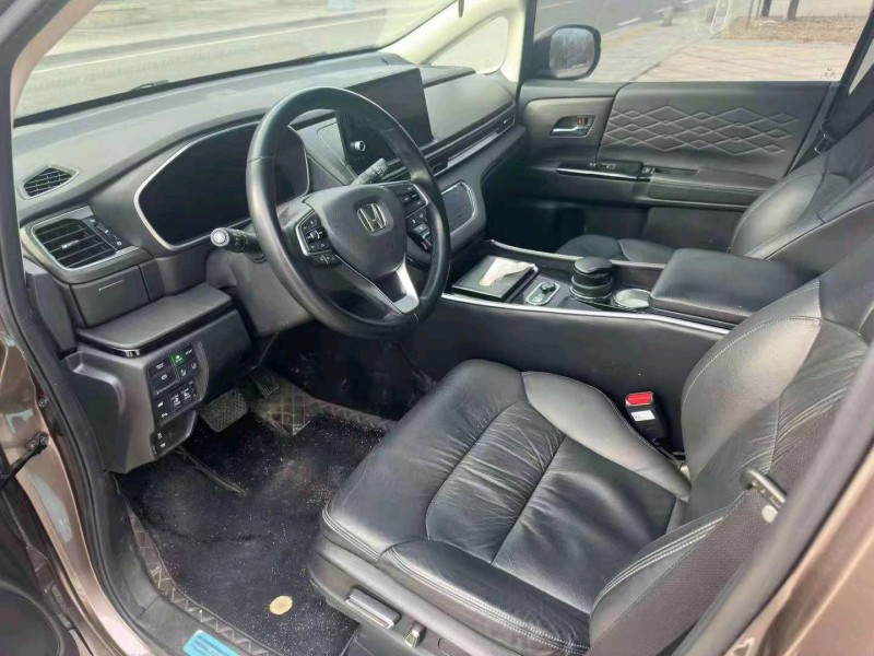 东营22年本田艾力绅8