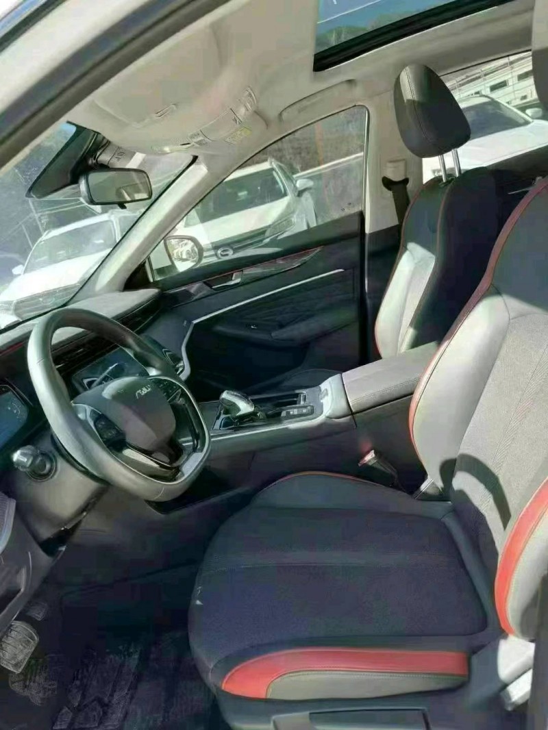 成都22年东风奕炫5