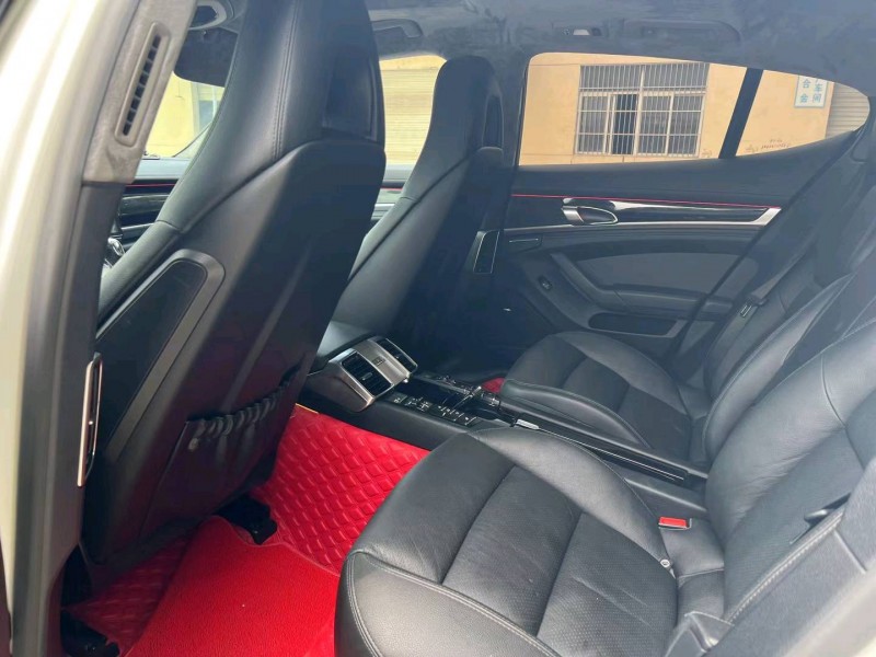 徐州14年保时捷帕拉梅拉5