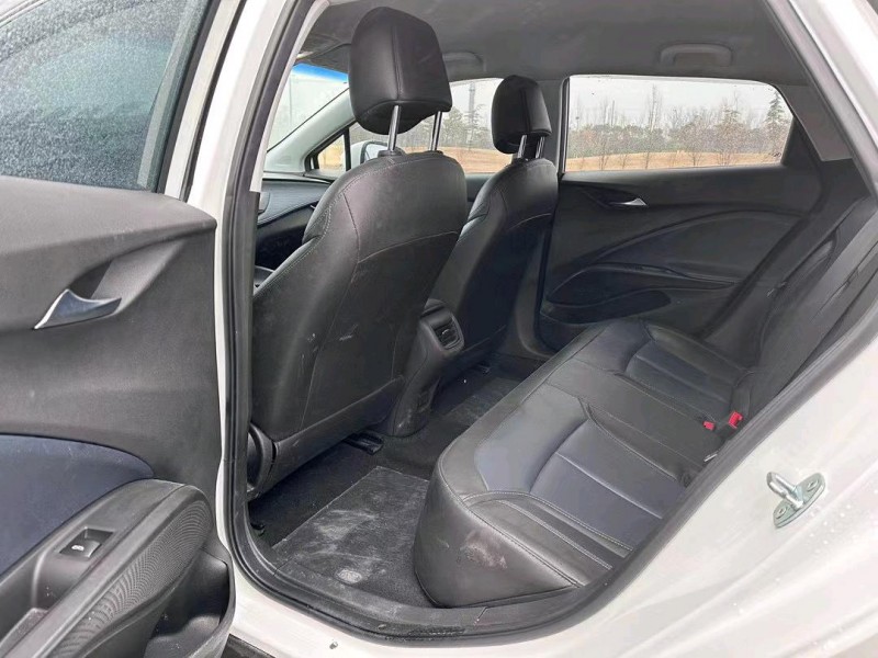 盐城22年别克微蓝4