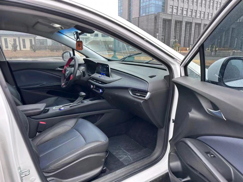 盐城22年别克微蓝5