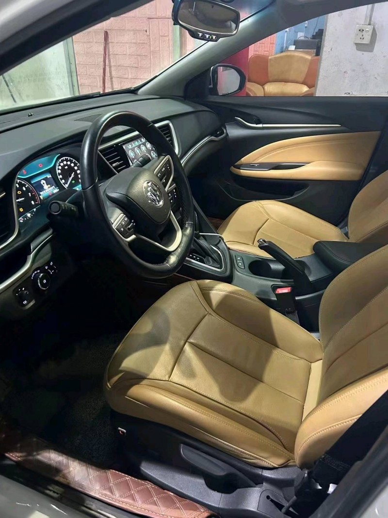 广州19年别克阅朗5