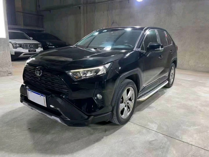 衡陽20年豐田RAV42