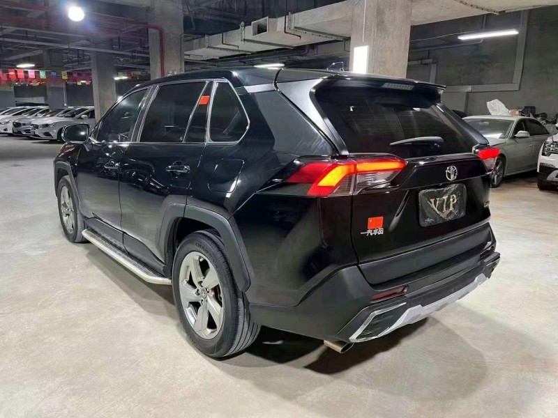 衡陽20年豐田RAV44