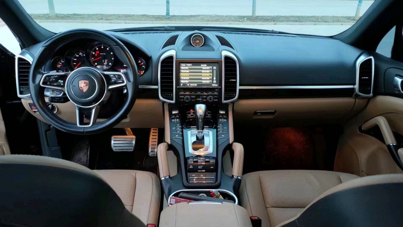 邯郸15年保时捷卡宴2