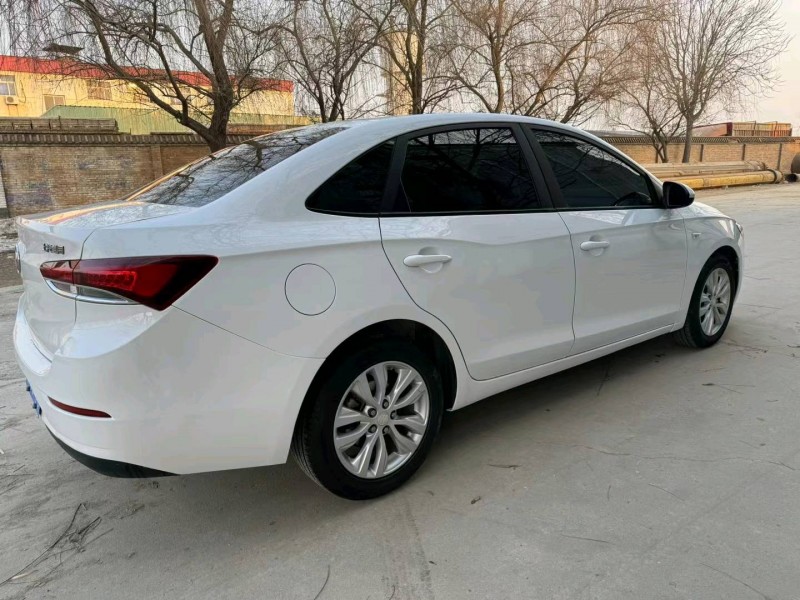 保定21年别克英朗4