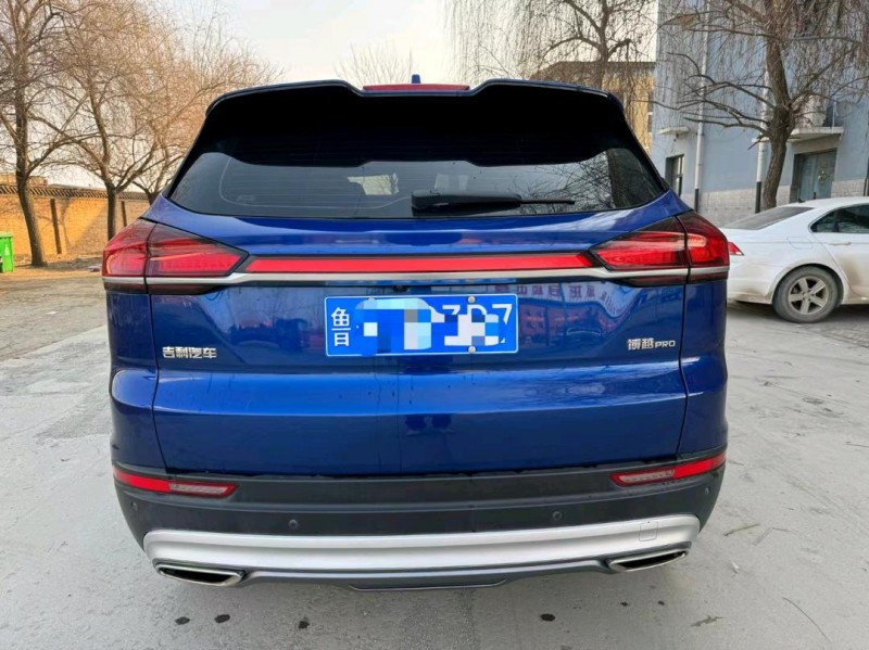 保定20年吉利博越9