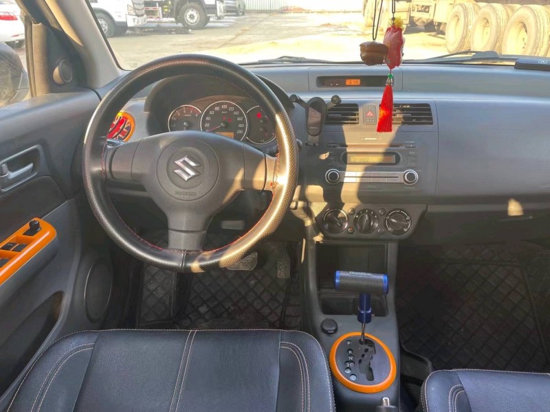 保定18年铃木雨燕7